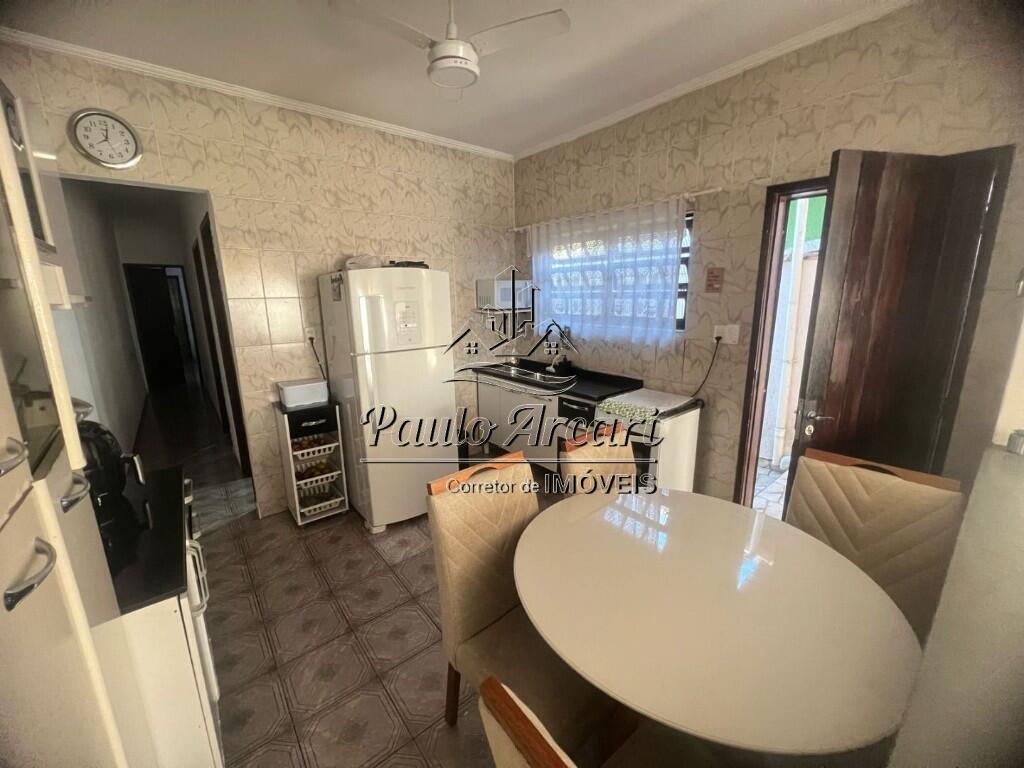 Casa com 2 quartos e 74 m² em Balneário Cascais, Mongaguá