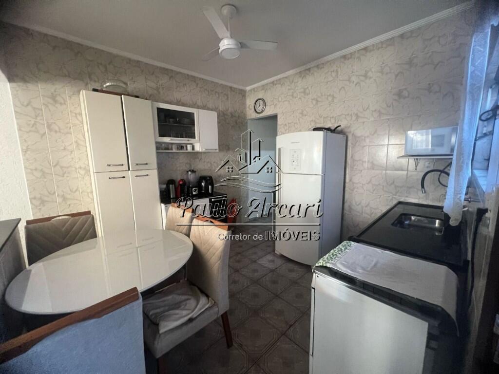 Casa com 2 quartos e 74 m² em Balneário Cascais, Mongaguá