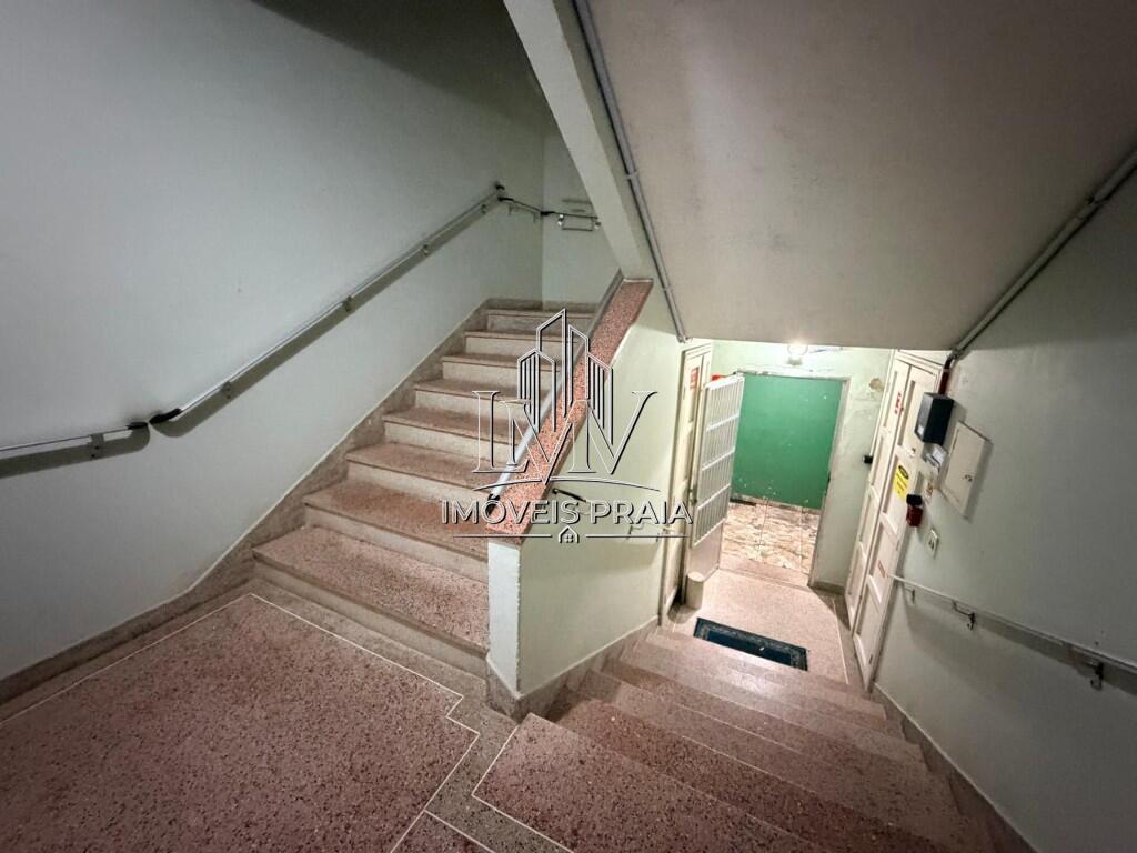 Apartamento com 1 quarto e 42 m² em Vila Guilhermina, Praia Grande