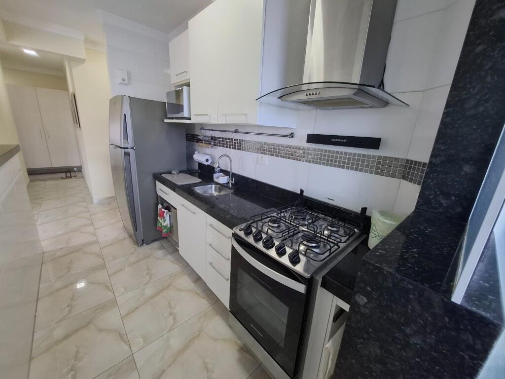 Apartamento com 2 quartos e 70 m² em Vila Caiçara, Praia Grande