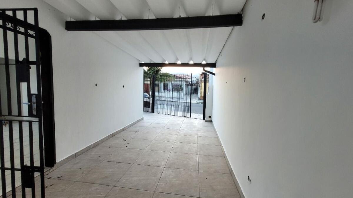 Casa com 2 quartos e 80 m² em Vila Caiçara, Praia Grande