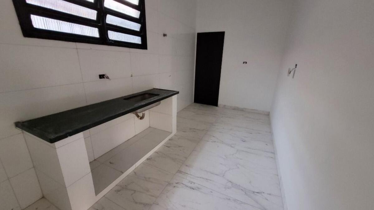 Casa com 2 quartos e 80 m² em Vila Caiçara, Praia Grande