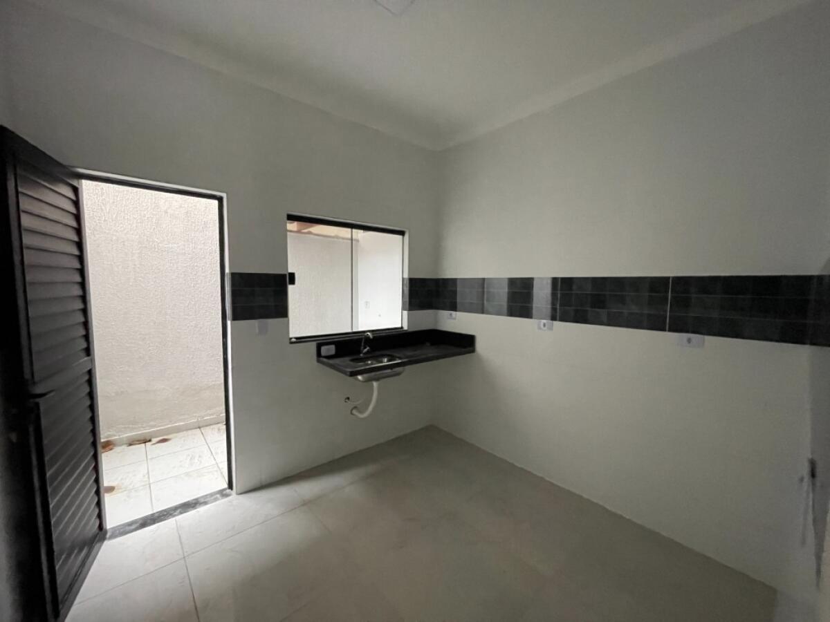 Casa com 3 quartos e 98 m² em Vila Caiçara, Praia Grande