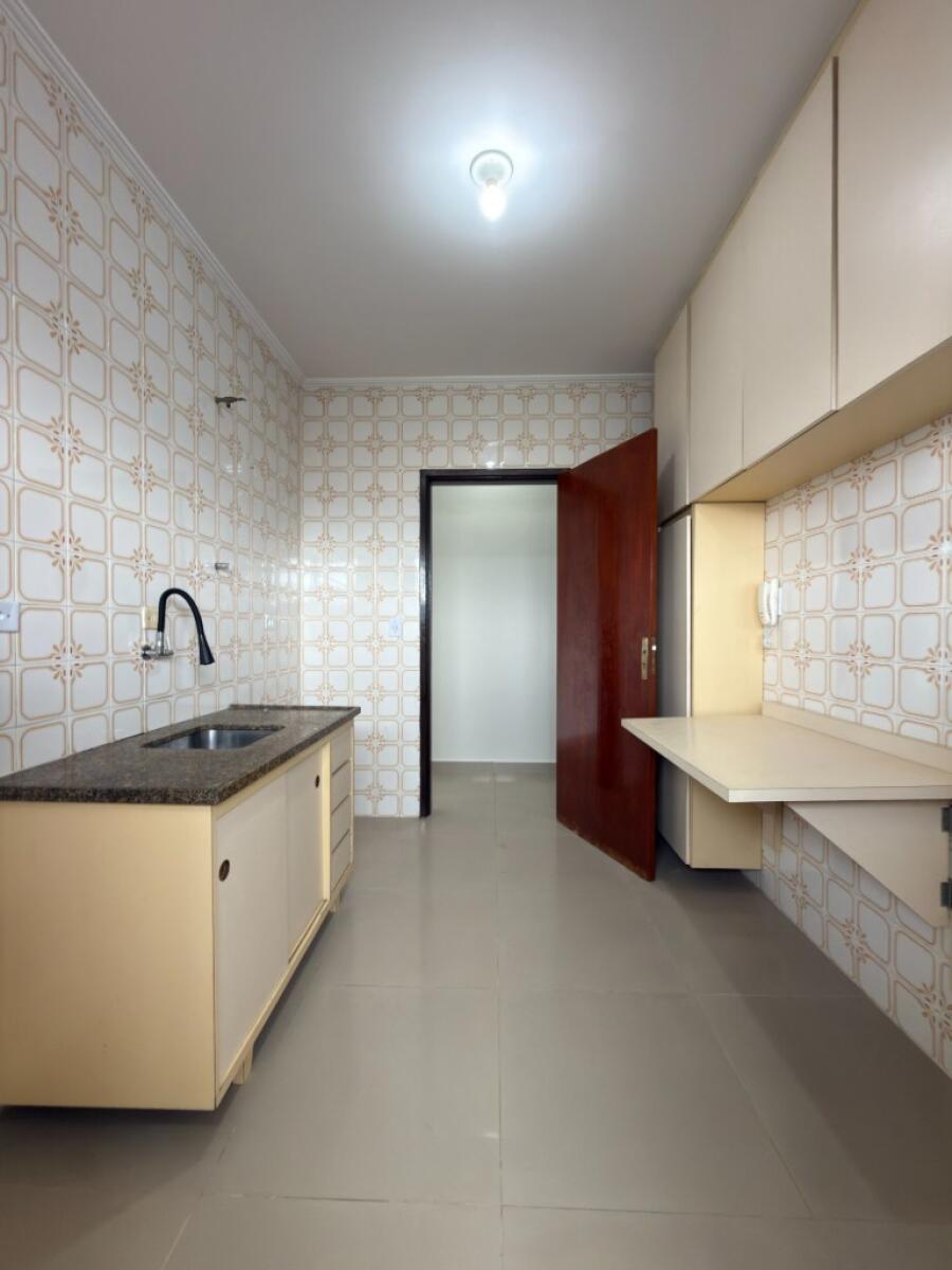 Apartamento com 2 quartos e 64 m² em Flórida, Praia Grande