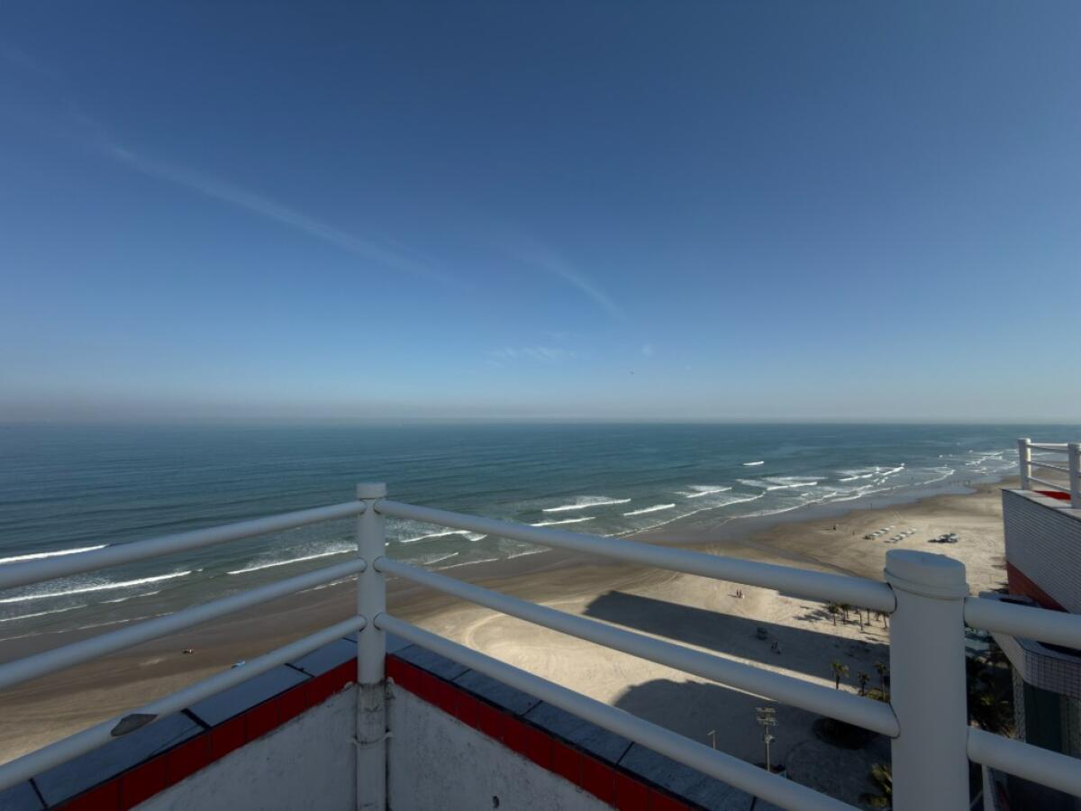Apartamento com 2 quartos e 64 m² em Flórida, Praia Grande