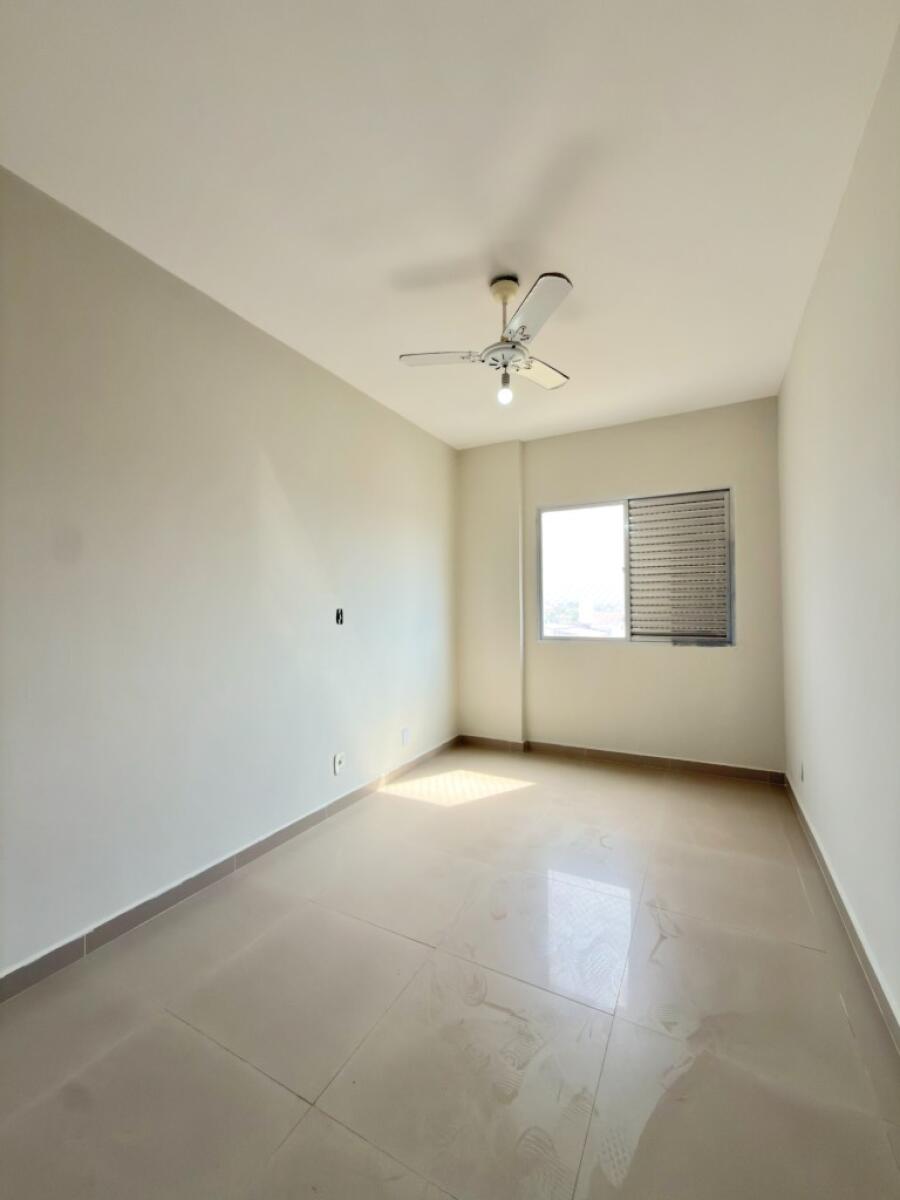 Apartamento com 2 quartos e 64 m² em Flórida, Praia Grande