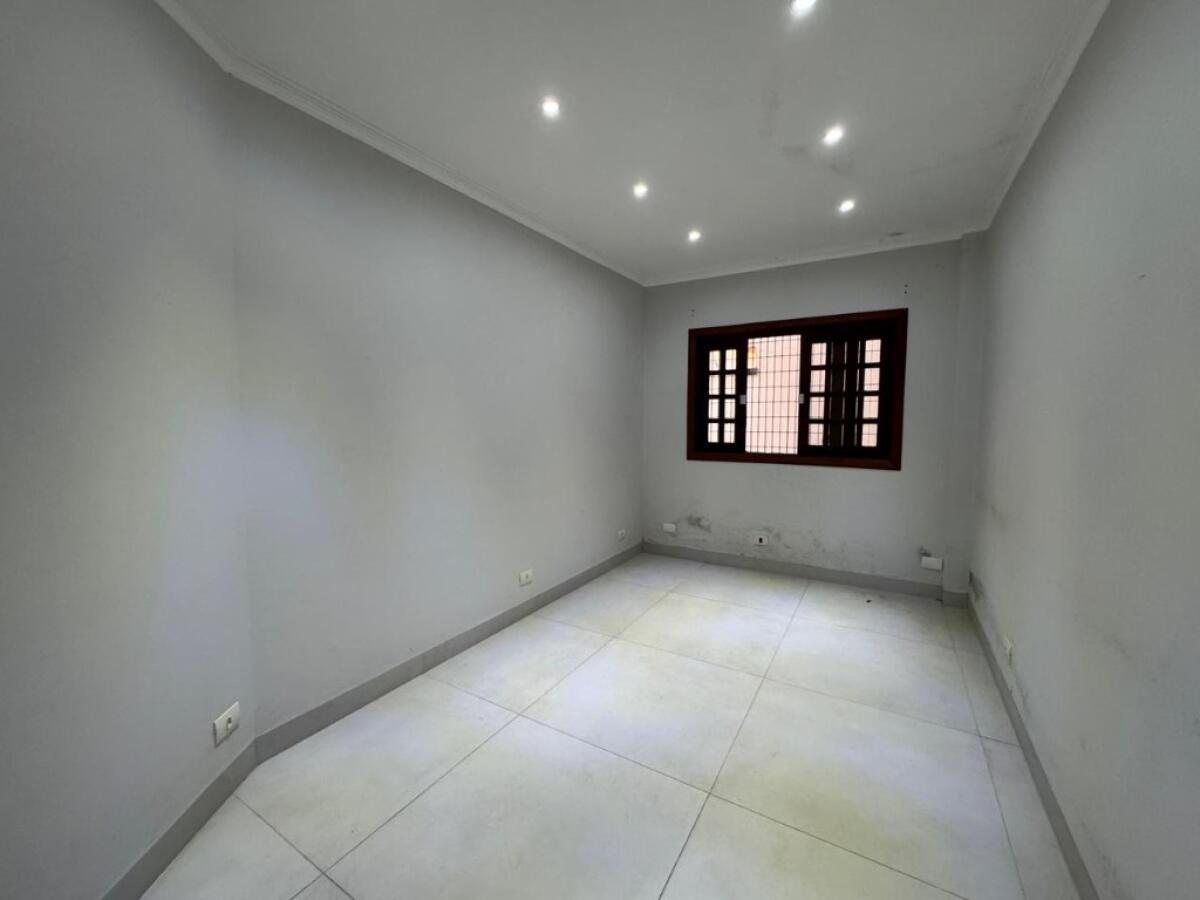 Casa com 4 quartos e 297 m² em Canto Do Forte, Praia Grande
