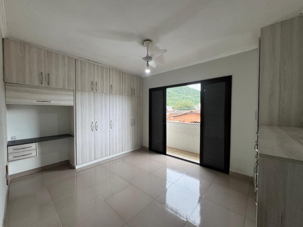 Casa com 4 quartos e 297 m² em Canto Do Forte, Praia Grande