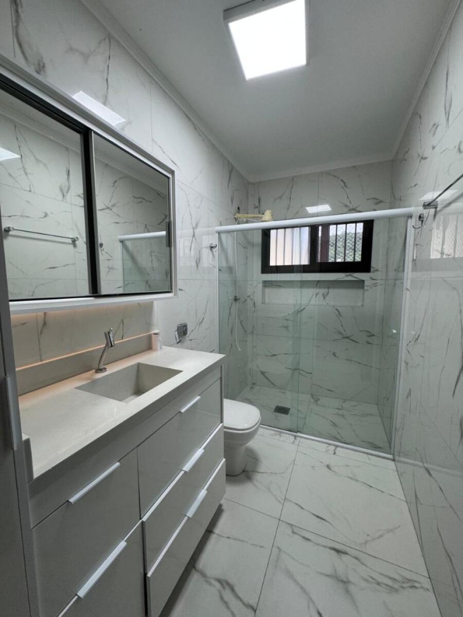Casa com 4 quartos e 297 m² em Canto Do Forte, Praia Grande