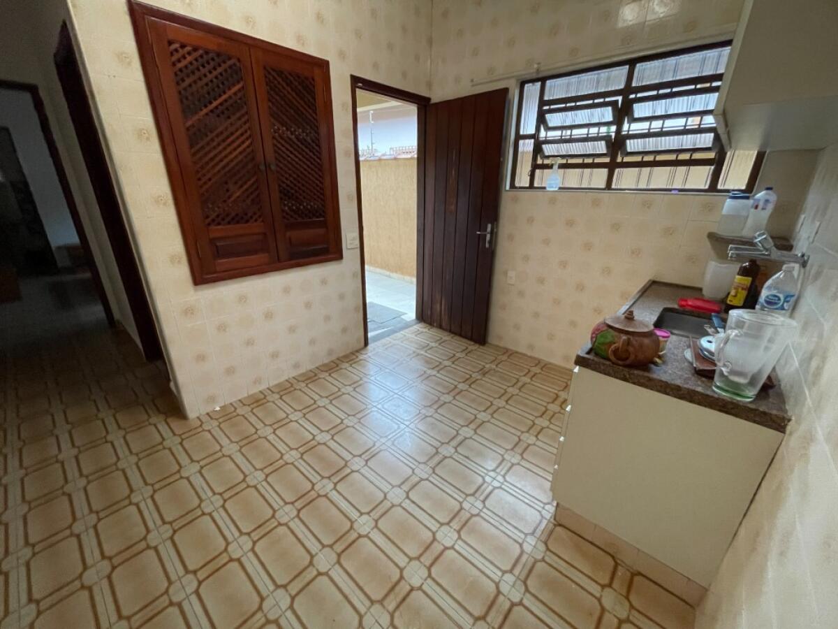 Casa com 3 quartos e 150 m² em Jardim Imperador, Praia Grande