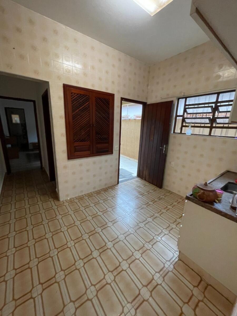 Casa com 3 quartos e 150 m² em Jardim Imperador, Praia Grande