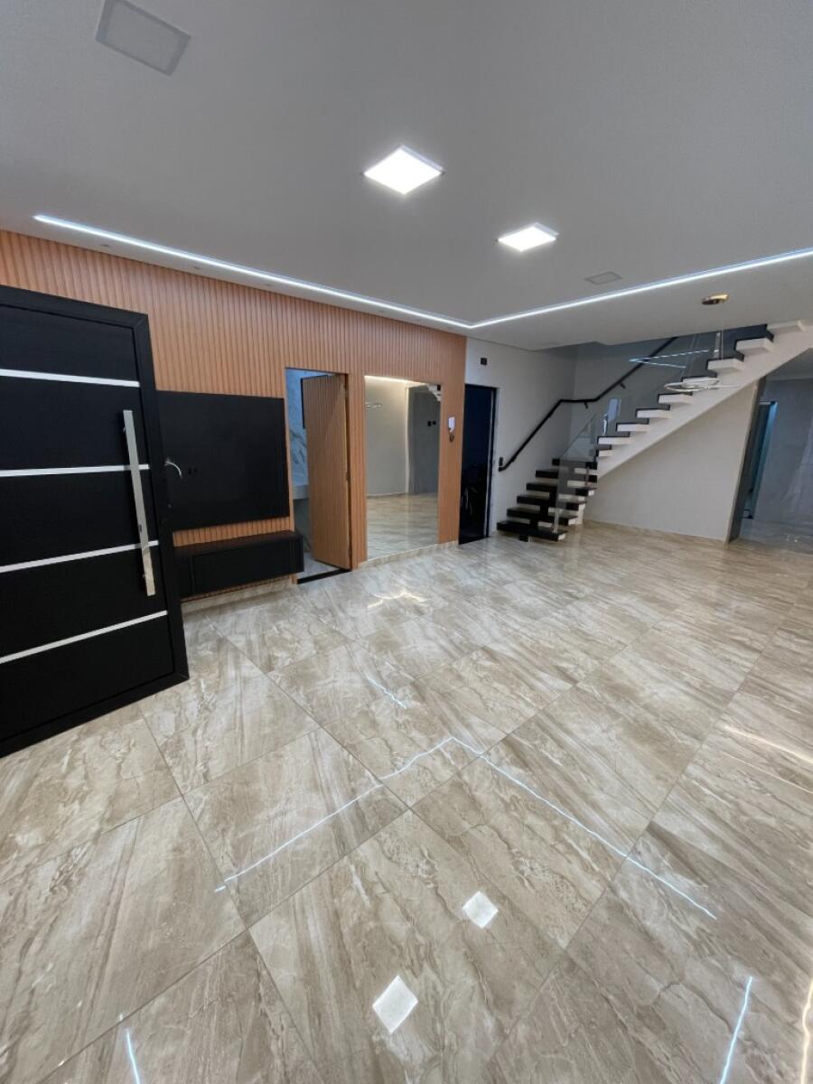 Casa com 4 quartos e 220 m² em Vila Caiçara, Praia Grande