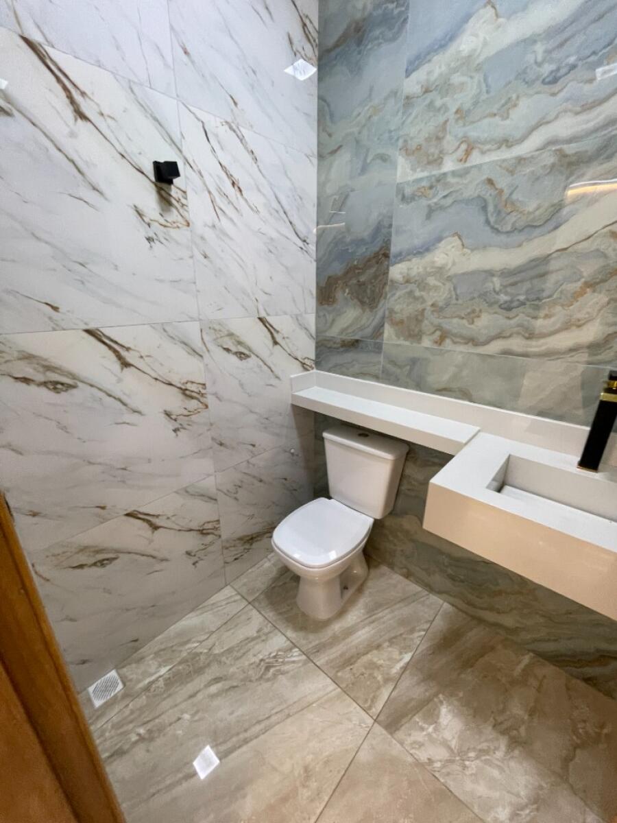 Casa com 4 quartos e 220 m² em Vila Caiçara, Praia Grande