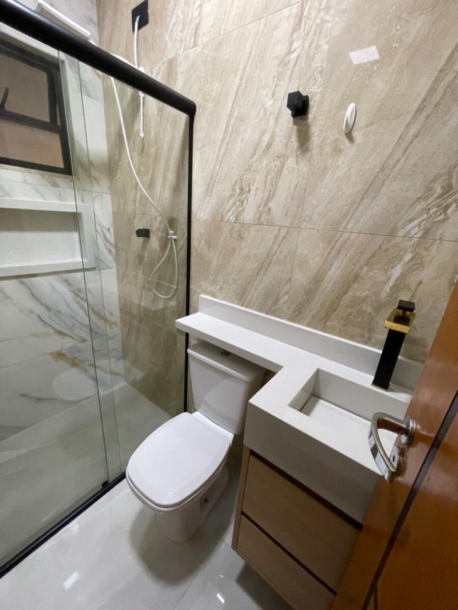 Casa com 4 quartos e 220 m² em Vila Caiçara, Praia Grande