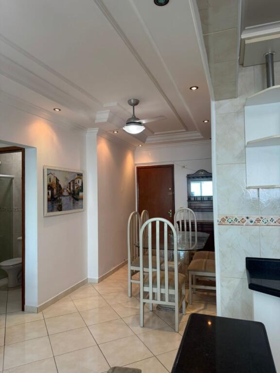 Apartamento com 2 quartos e 70 m² em Vila Caiçara, Praia Grande