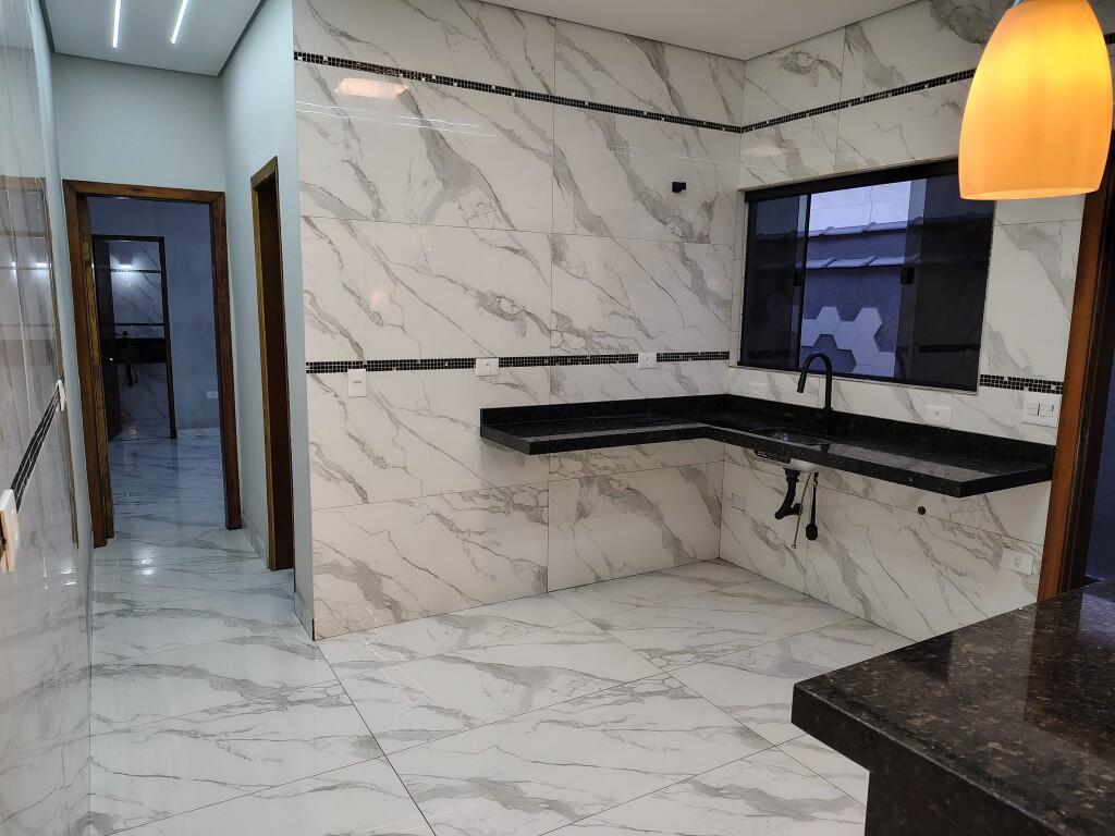 Casa com 2 quartos e 88 m² em Vila Caiçara, Praia Grande