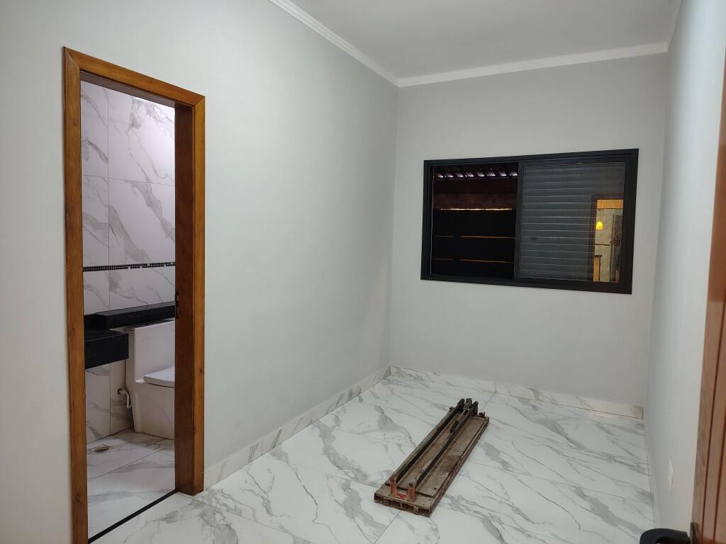 Casa com 2 quartos e 88 m² em Vila Caiçara, Praia Grande