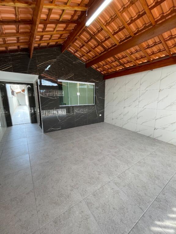 Casa com 2 quartos e 125 m² em Jardim Imperador, Praia Grande