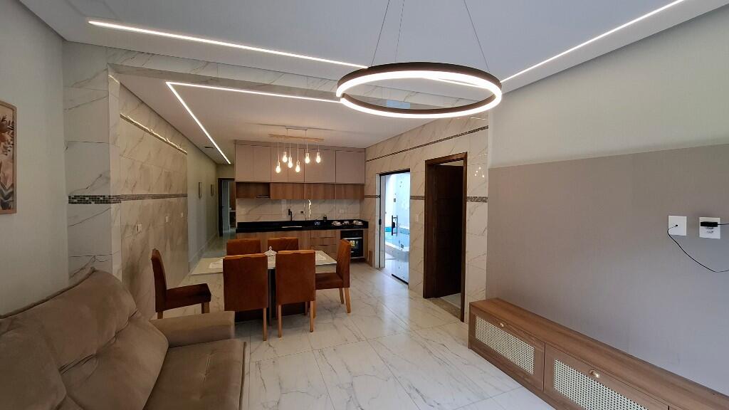 Casa com 3 quartos e 157 m² em Vila Caiçara, Praia Grande