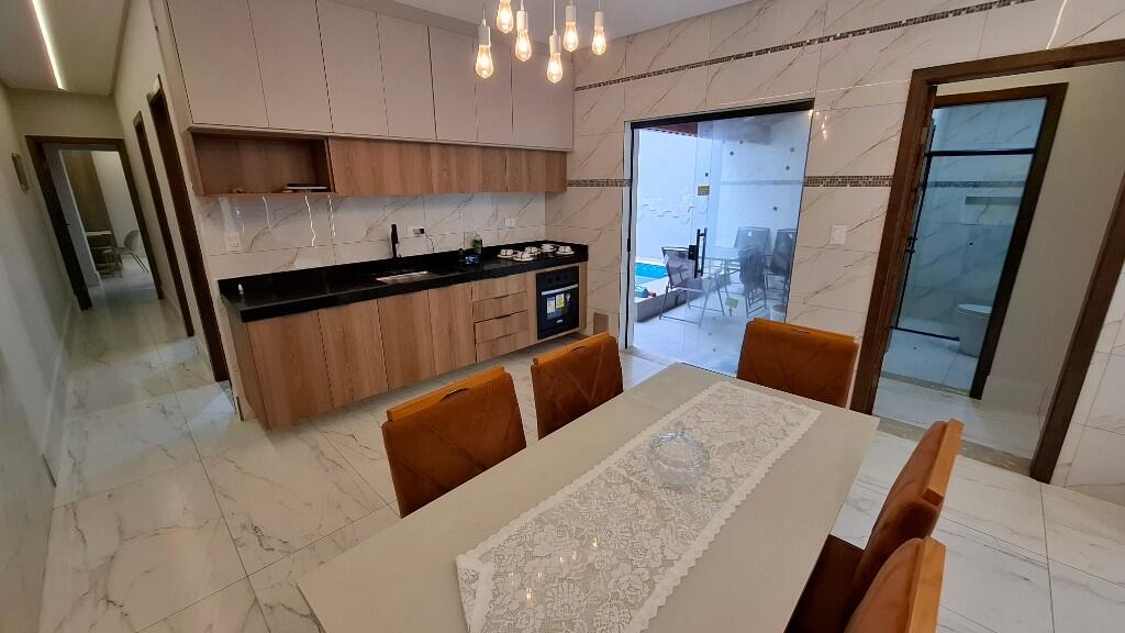 Casa com 3 quartos e 157 m² em Vila Caiçara, Praia Grande