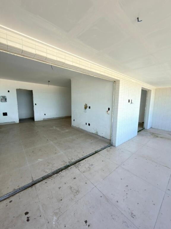 Apartamento com 3 quartos e 116 m² em Vila Caiçara, Praia Grande