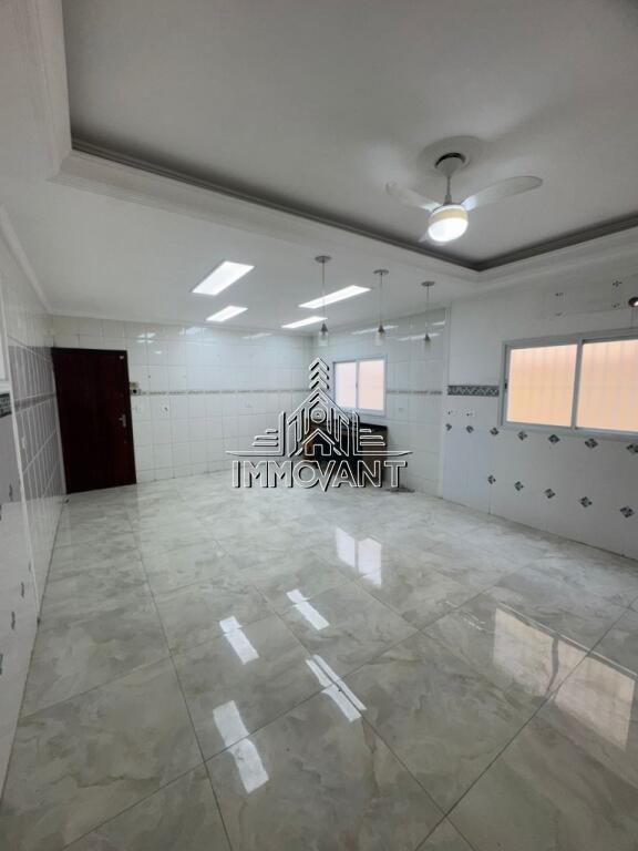 Casa com 3 quartos e 173 m² em Vila Tupi, Praia Grande