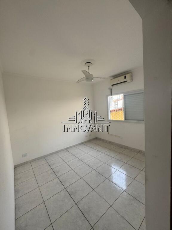 Casa com 3 quartos e 173 m² em Vila Tupi, Praia Grande
