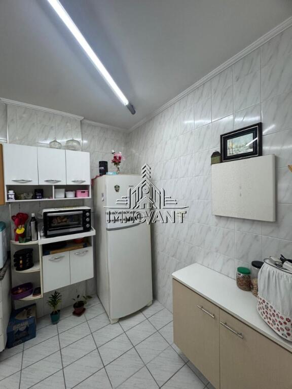 Apartamento com 1 quarto e 55 m² em Vila Tupi, Praia Grande