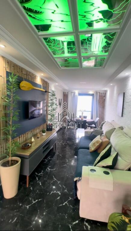 Apartamento com 2 quartos e 220 m² em Ocian, Praia Grande