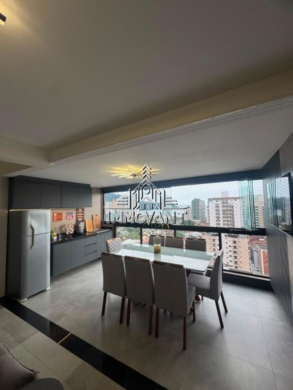 Apartamento com 2 quartos e 123 m² em Vila Tupi, Praia Grande