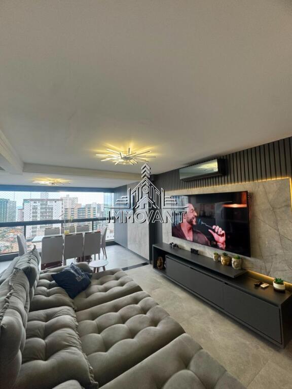 Apartamento com 2 quartos e 123 m² em Vila Tupi, Praia Grande