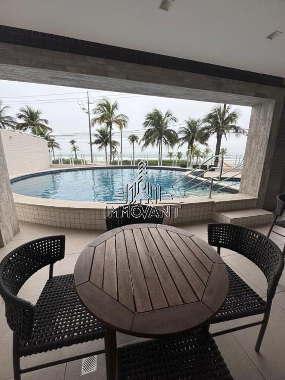 Apartamento com 1 quarto e 53 m² em Vila Tupi, Praia Grande