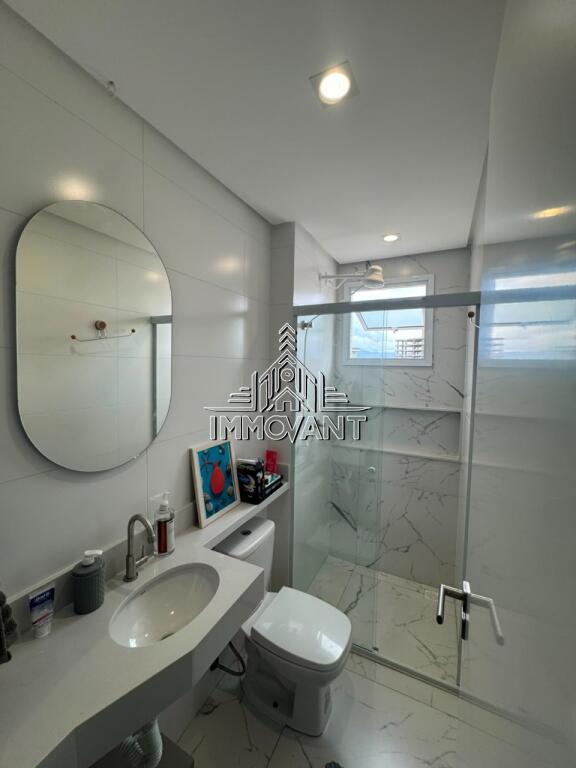 Apartamento com 2 quartos e 70 m² em Vila Tupi, Praia Grande
