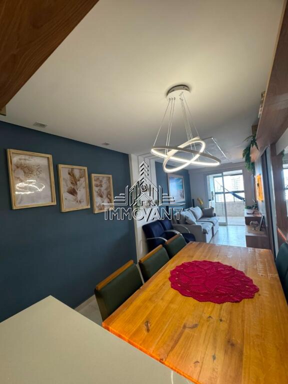 Apartamento com 2 quartos e 70 m² em Vila Tupi, Praia Grande
