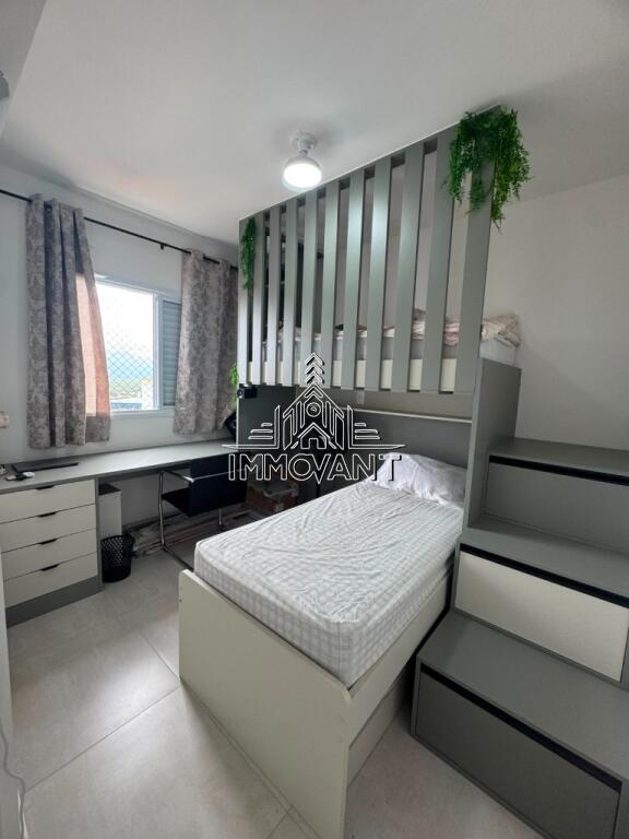 Apartamento com 2 quartos e 70 m² em Vila Tupi, Praia Grande