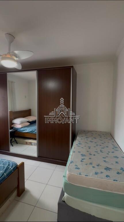 Apartamento com 2 quartos e 86 m² em Vila Tupi, Praia Grande