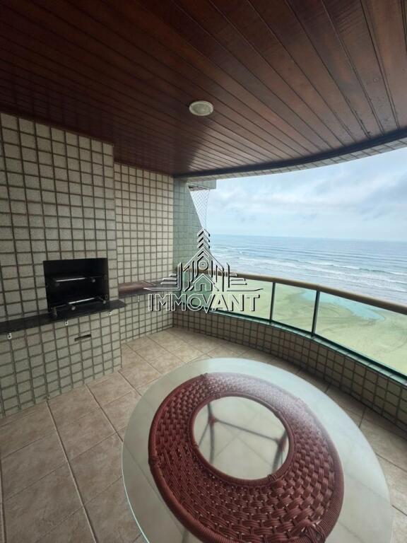 Apartamento com 2 quartos e 100 m² em Vila Tupi, Praia Grande