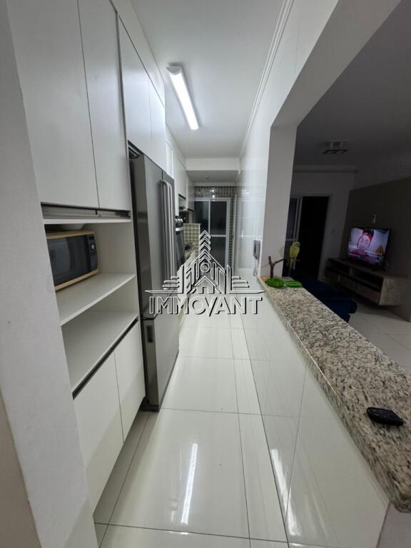 Apartamento com 2 quartos e 78 m² em Vila Tupi, Praia Grande