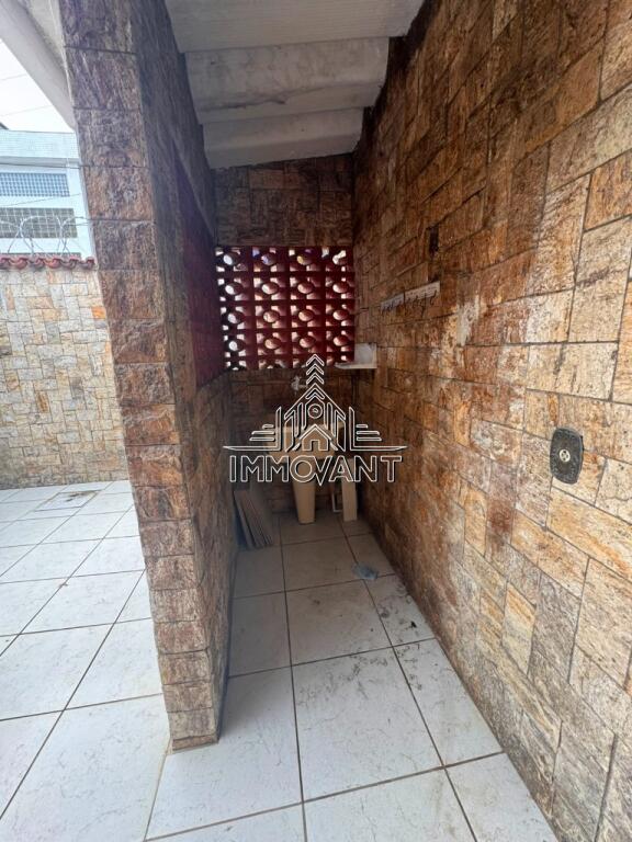 Casa com 1 quarto e 85 m² em Vila Tupi, Praia Grande