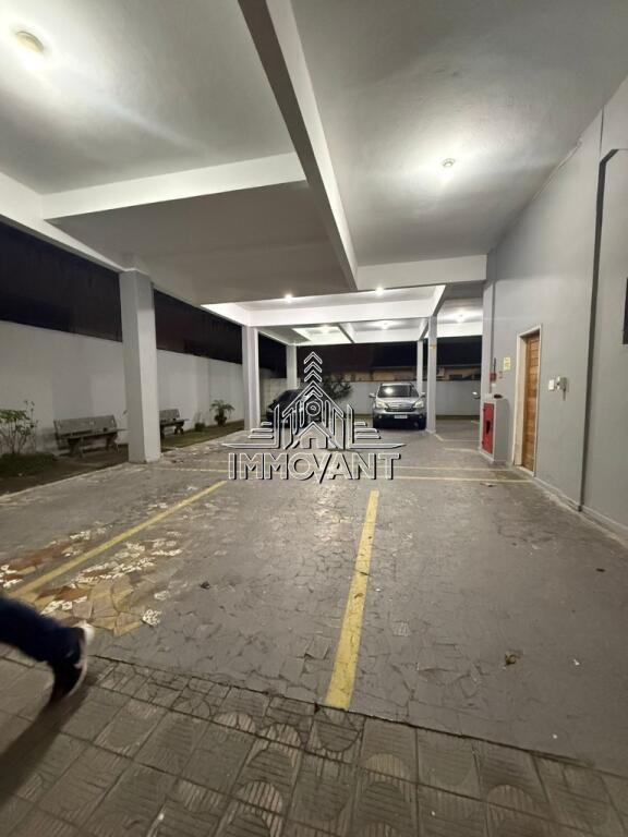 Apartamento com 2 quartos e 74 m² em Vila Tupi, Praia Grande
