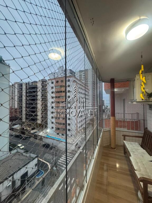 Apartamento com 2 quartos e 100 m² em Vila Tupi, Praia Grande