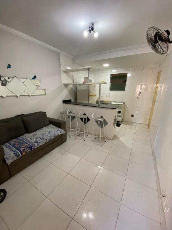 Apartamento com 1 quarto e 30 m² em Aviação, Praia Grande