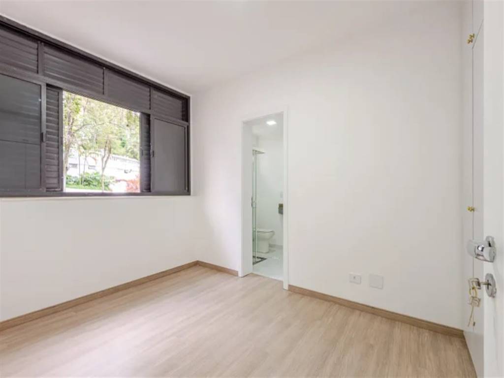 Apartamento com 3 quartos e 240 m² em Vila Guilhermina, Praia Grande