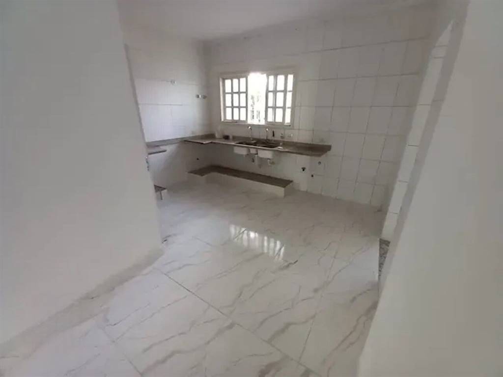 Casa com 4 quartos e 317 m² em Vila Guilhermina, Praia Grande