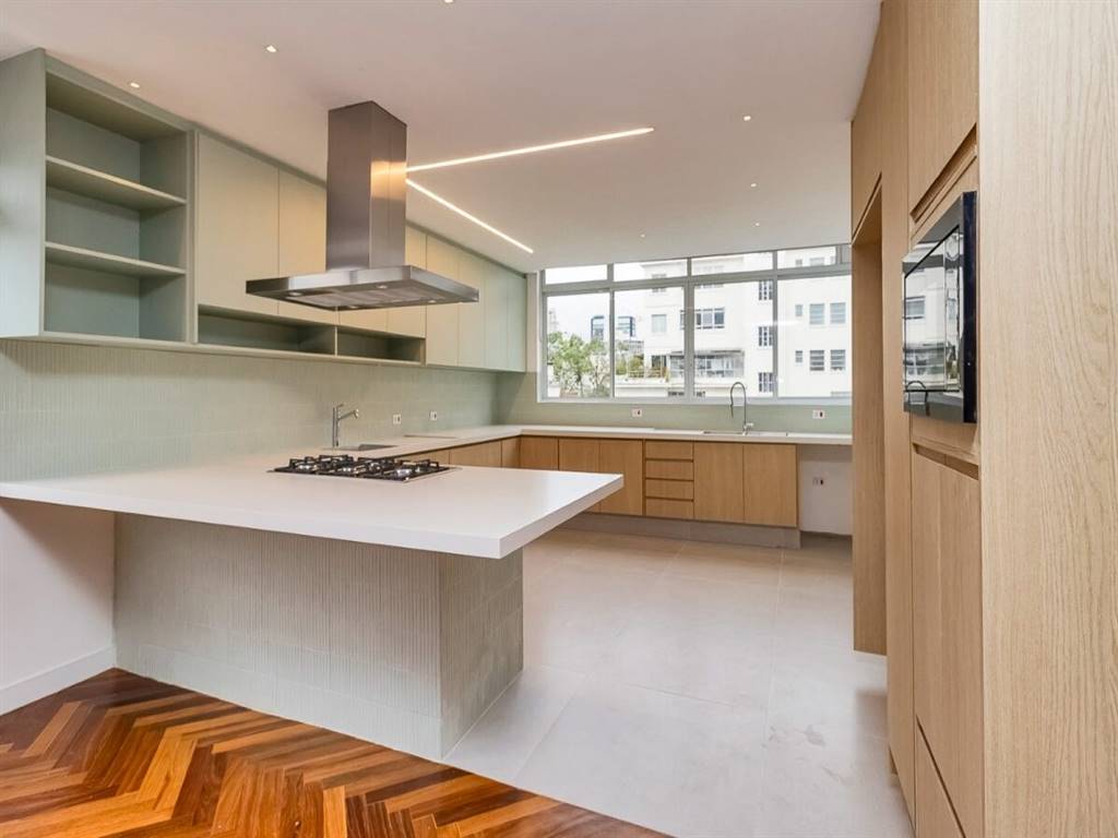 Apartamento com 3 quartos e 230 m² em Vila Guilhermina, Praia Grande