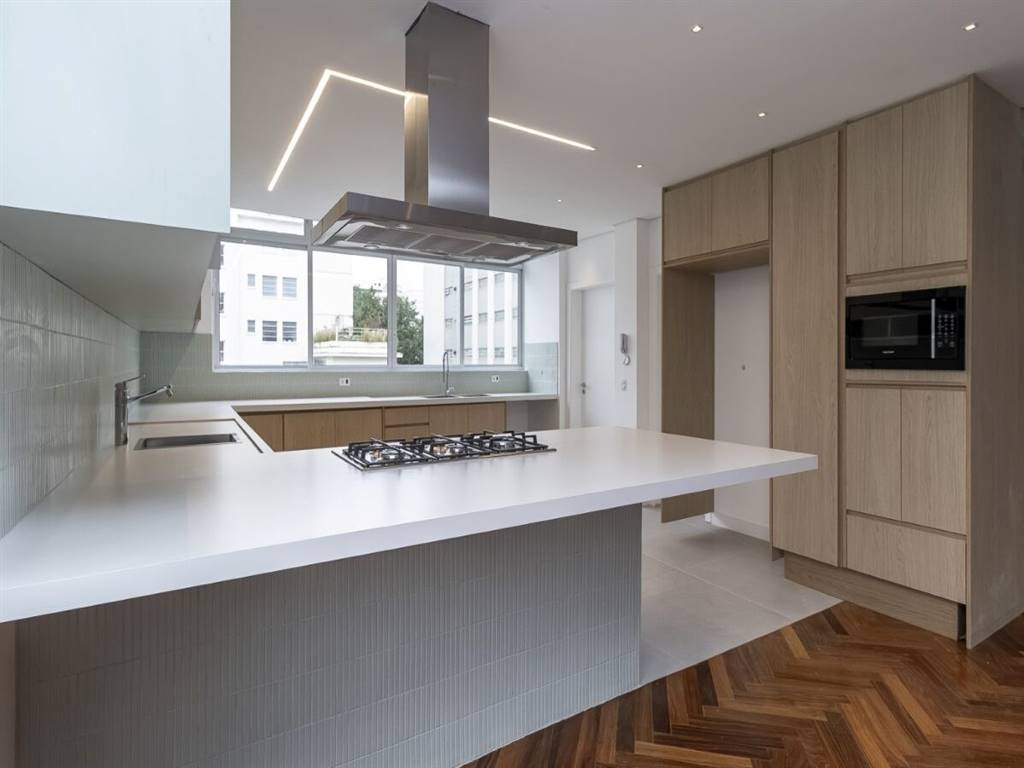 Apartamento com 3 quartos e 230 m² em Vila Guilhermina, Praia Grande