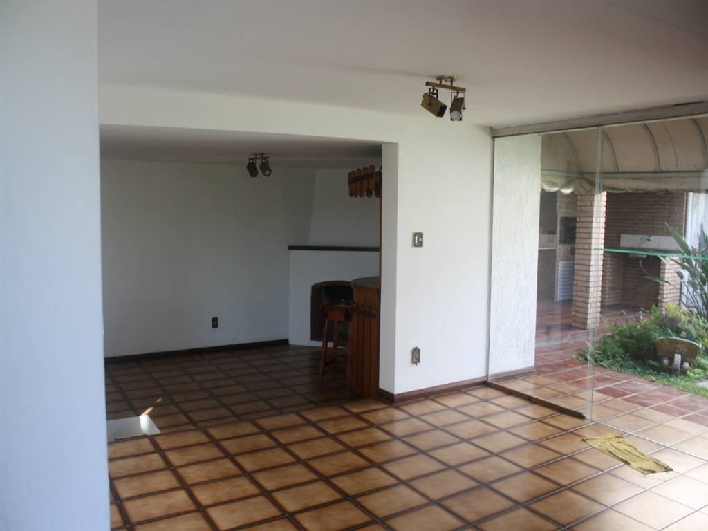Casa com 4 quartos e 328 m² em Vila Guilhermina, Praia Grande