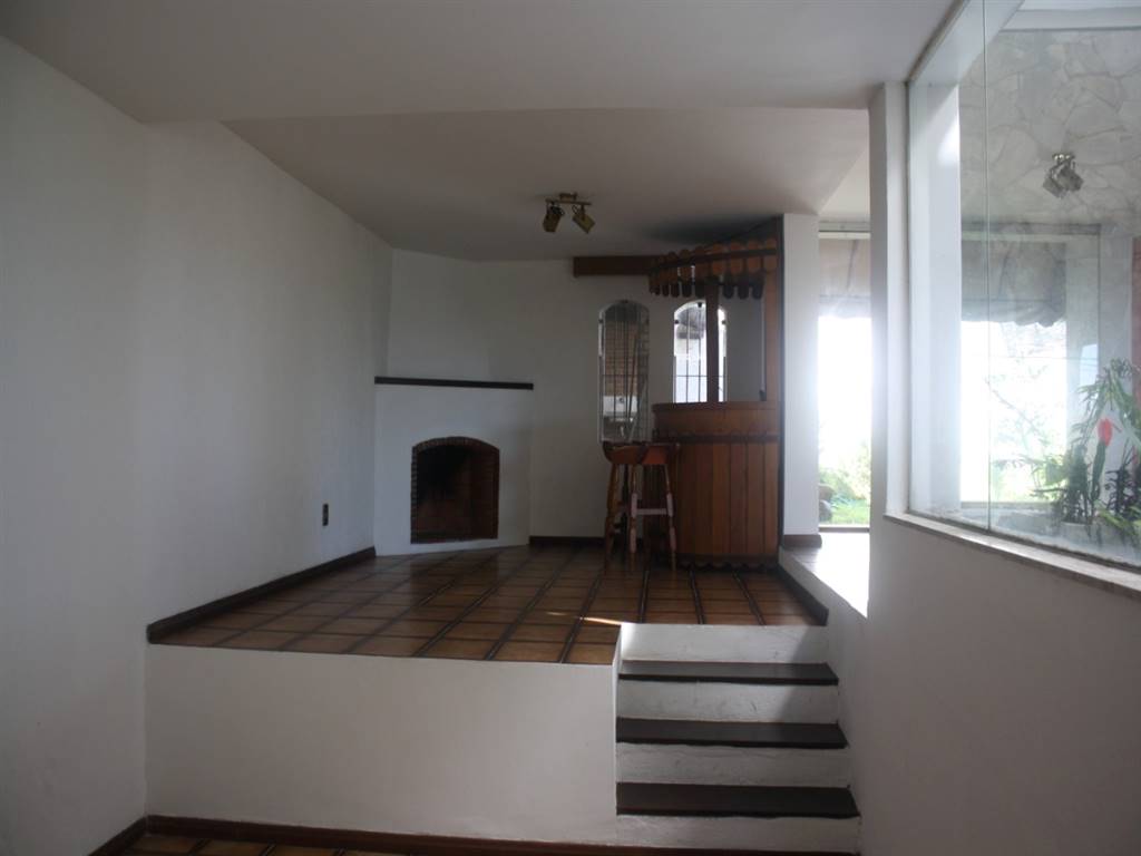 Casa com 4 quartos e 328 m² em Vila Guilhermina, Praia Grande