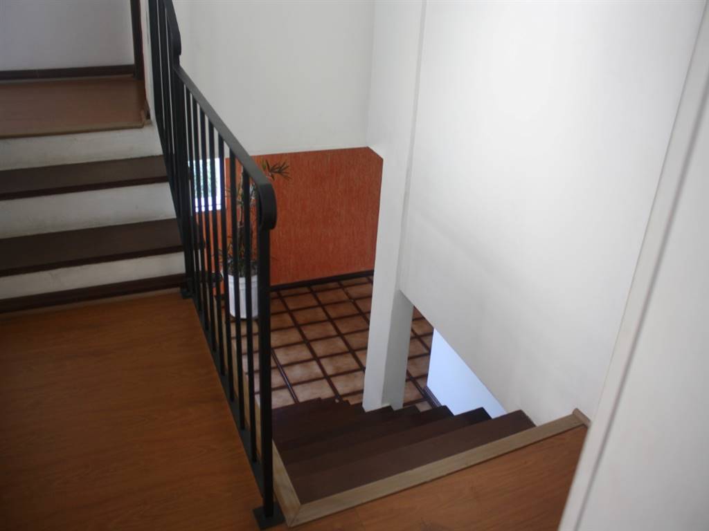 Casa com 4 quartos e 328 m² em Vila Guilhermina, Praia Grande
