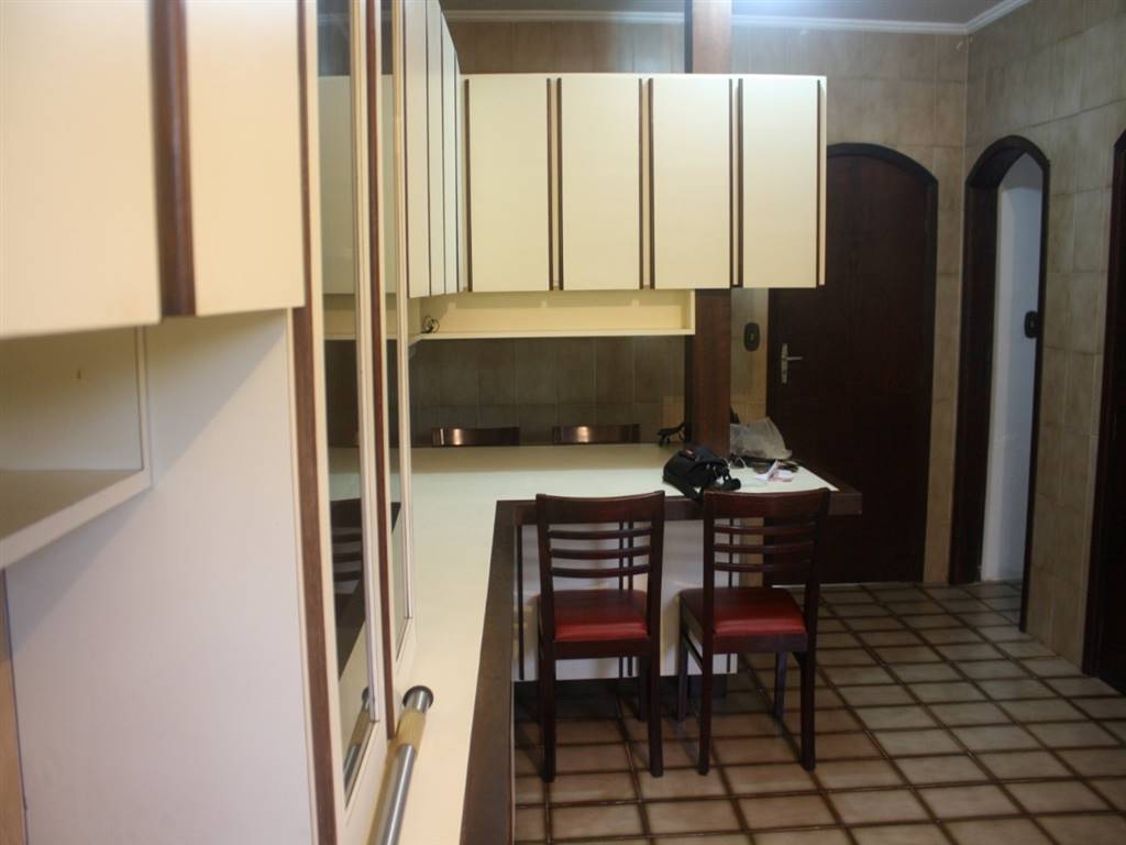 Casa com 4 quartos e 328 m² em Vila Guilhermina, Praia Grande